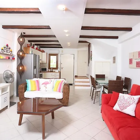 Willa Maravilla - Steps To And Bakalis Pefkochori